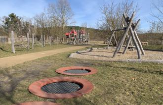 vielseitiger Spielplatz