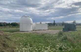 Laser-Satelliten Messstation 